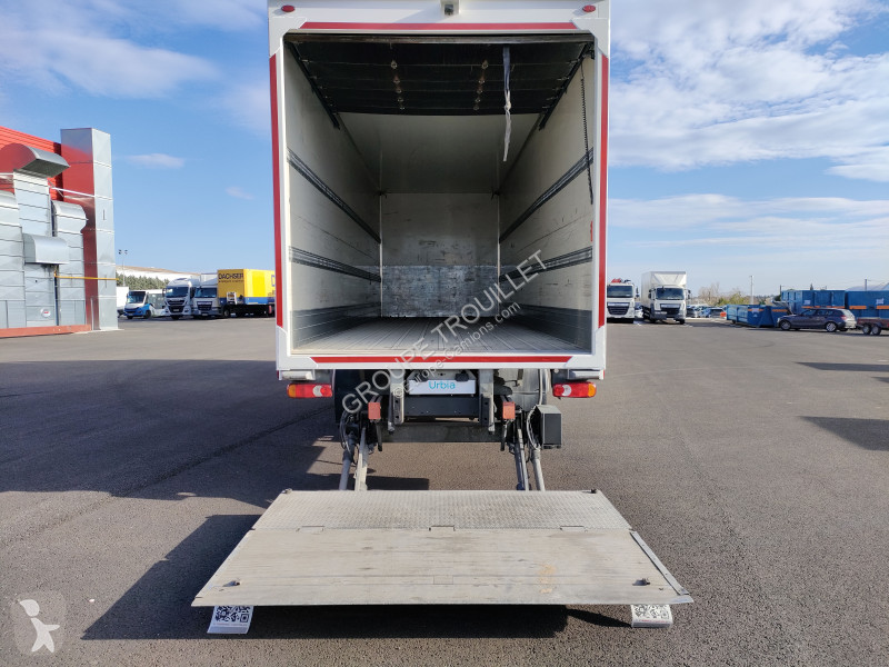 شاحنة DAF 19 TONNES 280 CV HAYON PORTE RELEVANTE