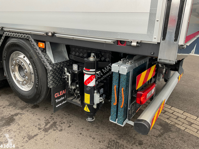 Camion Volvo 10x4 Fassi 215 Tonmeter laadkraan...