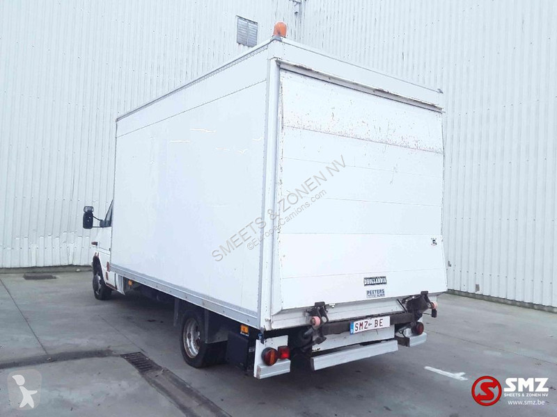 Camion Mercedes 413 CDI