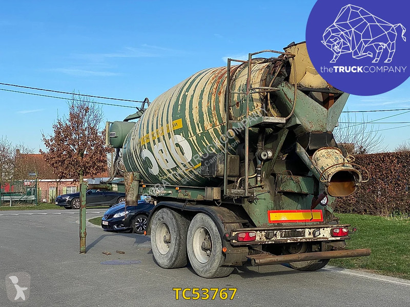 Vrachtwagen Acerbi