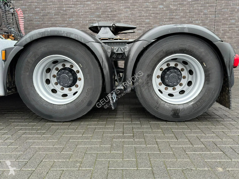 Camion DAF 510 6X4 + DE BUF ST2 2-ASSIGE 10M3...