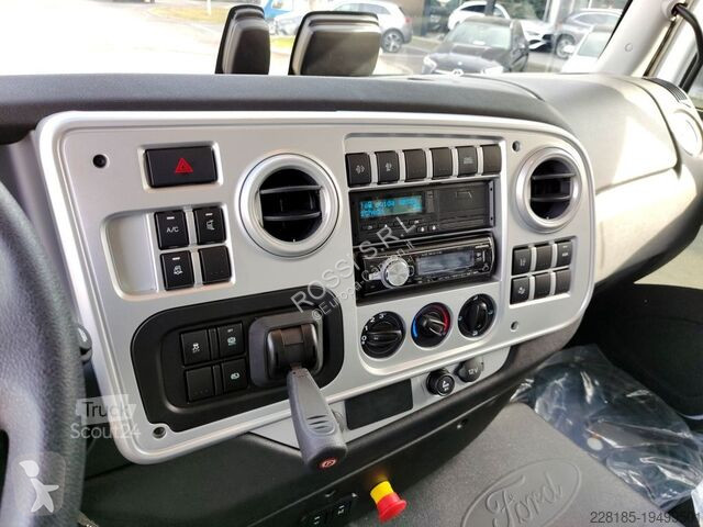 Camion Ford CARRO 4X2 4250 6,9 Lit
