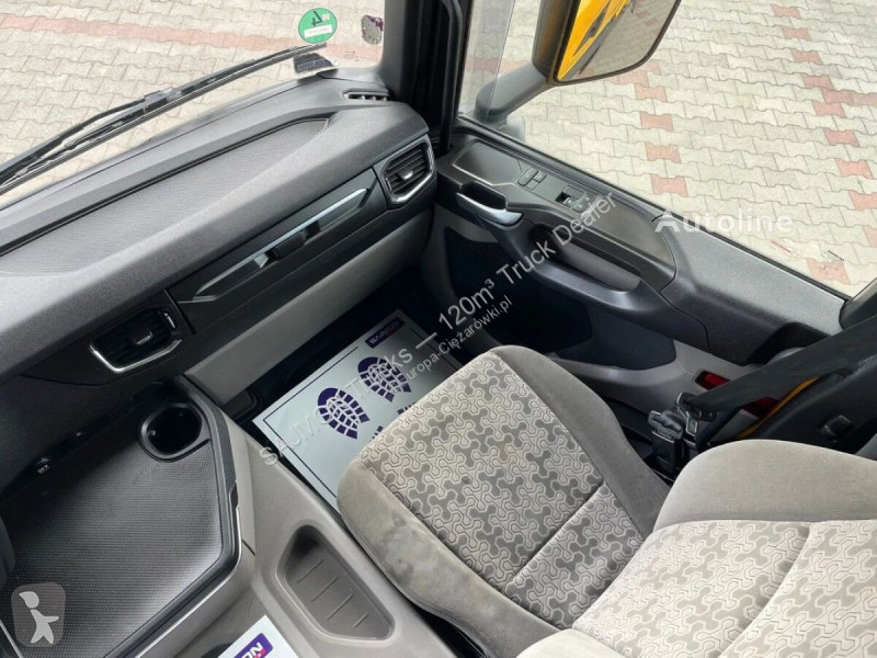 Camion remorque Scania PRZEJAZDOWA