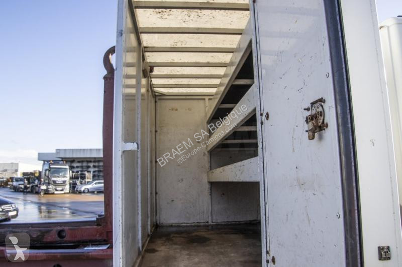 Camion Iveco 130E18