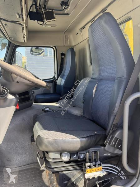 Kamion Volvo 360 FM