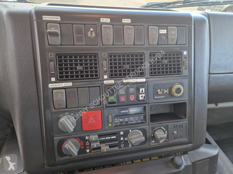 Vrachtwagen  Trakker 190E350 4x4 Trakker...