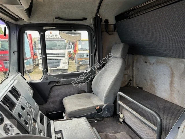 Kamion MAN FNL-T (6-CILINDERHEADS) 6x4 CHASSIS...