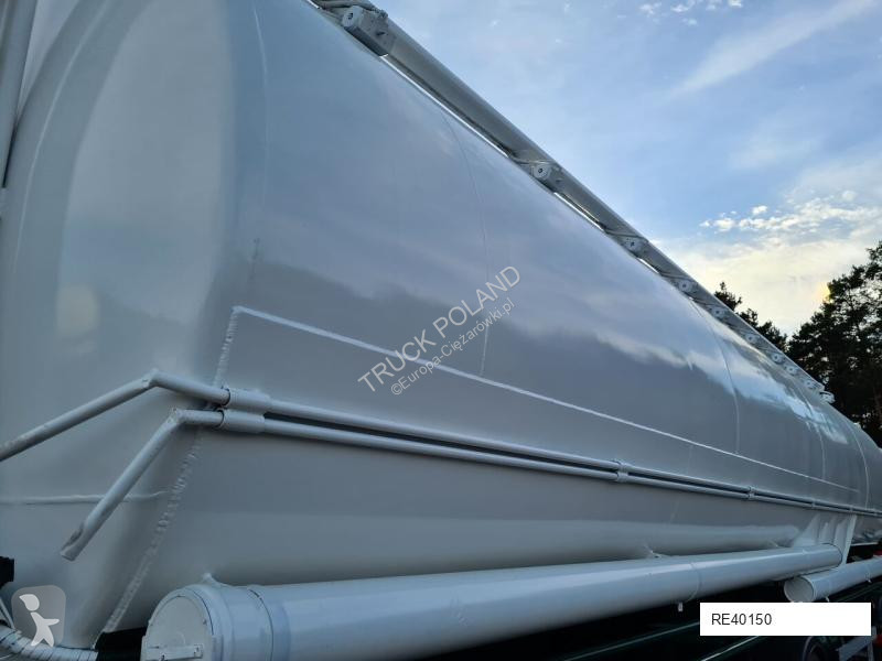 Semirimorchio  with suction WELGRO fodder,...