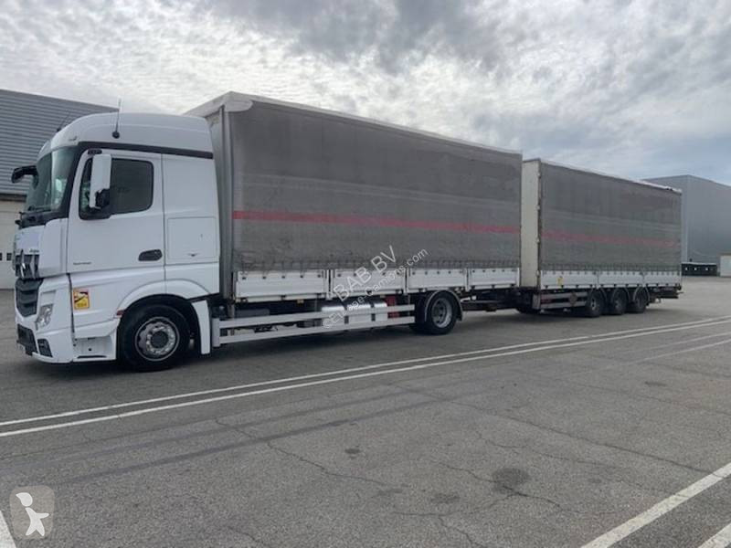 Camion remorque Mercedes