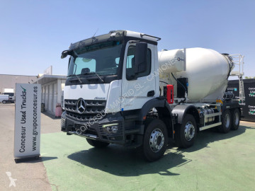 Camión hormigón Mercedes nuevo
