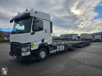 Camion remorque porte voitures Renault