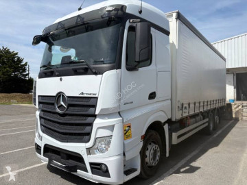 Kamion s návěsem Mercedes Actros 2548
