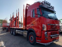 شاحنة مقطورة ناقلة خشب Volvo FH16 700