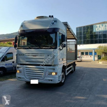 达夫XF105全挂牵引车 FAN 510 底座 二手