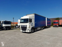 Автопоезд шторный DAF XF
