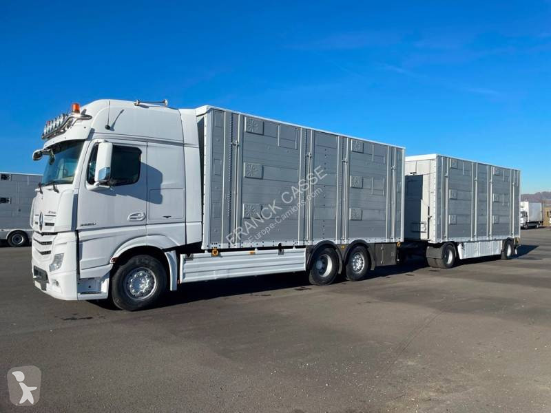 Camion remorque Mercedes