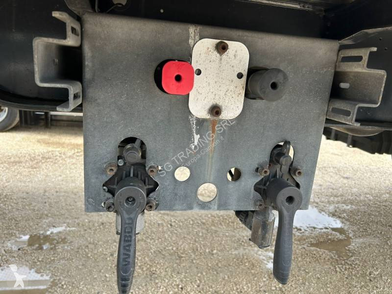 Camion remorque MAN