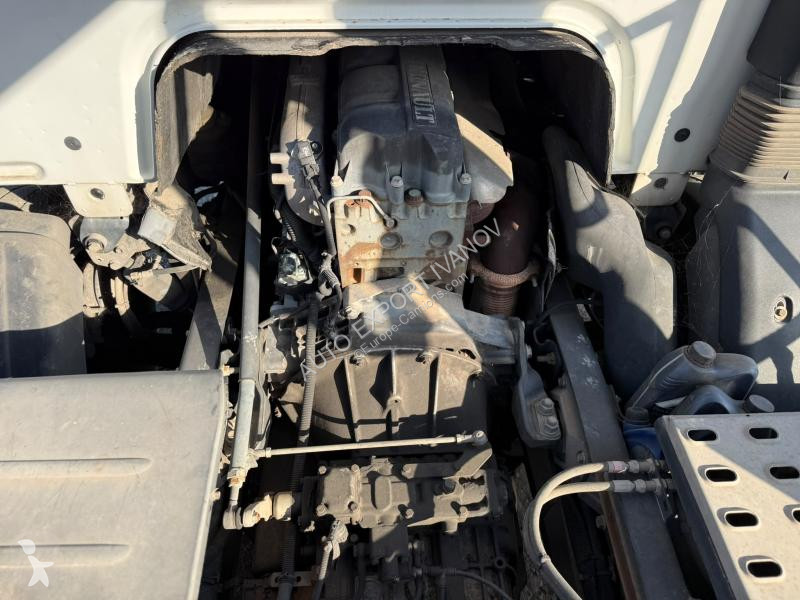 Lastbil med släp Renault 320 DCI
