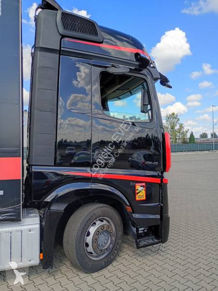 Camion remorque Mercedes