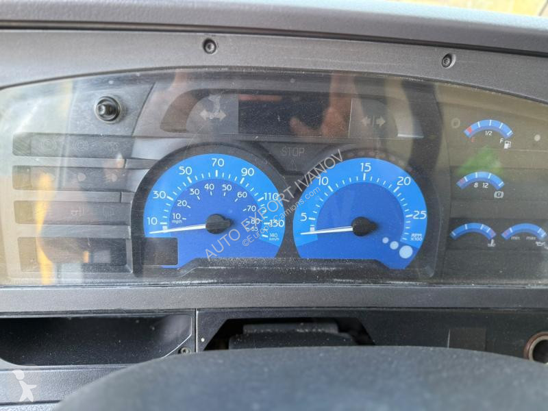 Camión remolque Renault 320 DCI