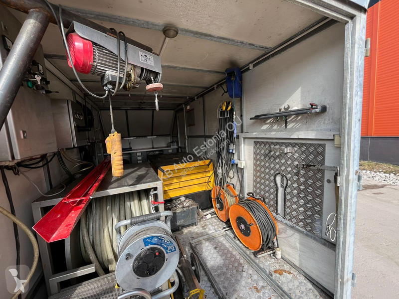 Camion remorque  2000 TD SEWER CLEANING AND...