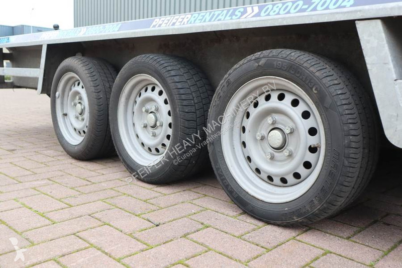 Camion remorque  Multi 3500kg Henra Multi 3500...