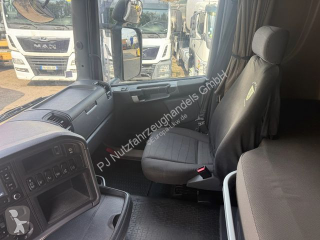 Camion remorque Scania 490