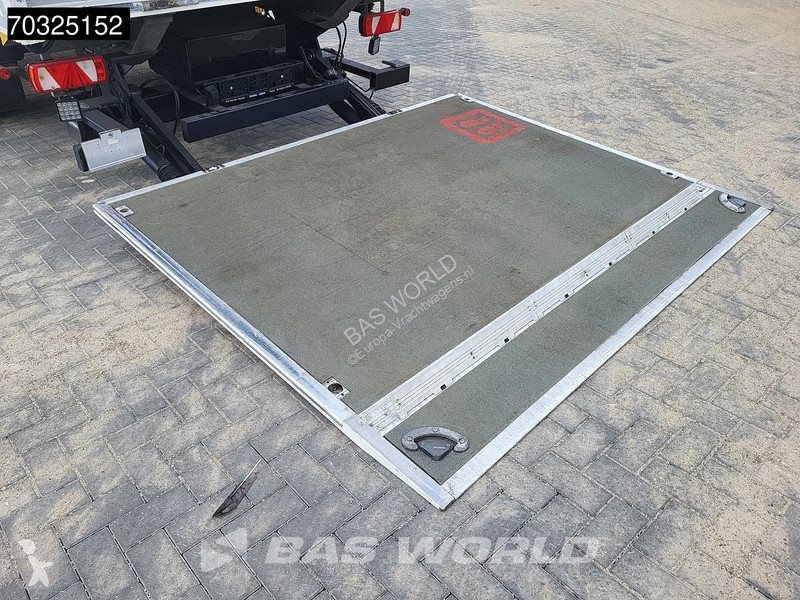 شاحنة مقطورة  2 axles Ladebordwand LBW Tailgate