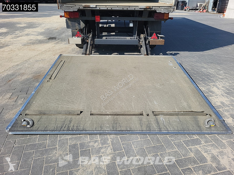 Lastbil med släp  DPKL 2 axles Ladebordwand LBW...