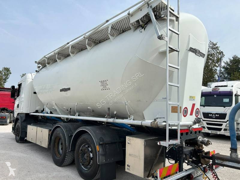 Camión remolque Scania 440
