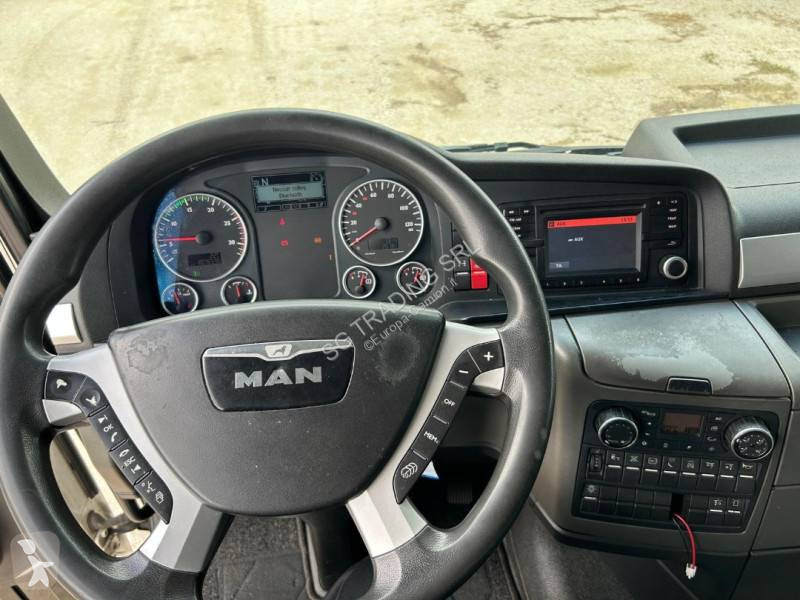 Camion remorque MAN