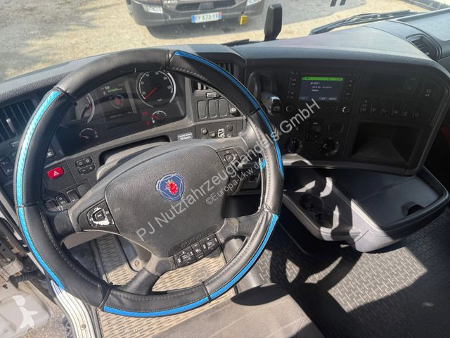 Camion remorque Scania 490