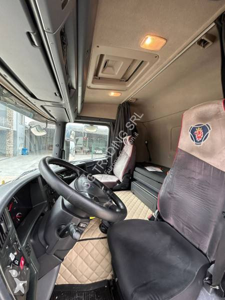 شاحنة مقطورة Scania