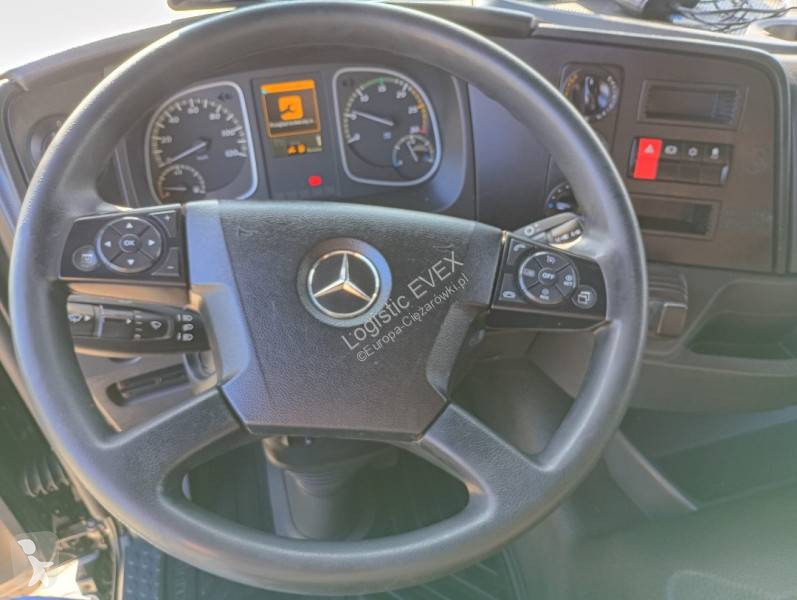 Camion remorque Mercedes