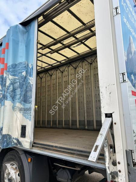 Camion remorque MAN