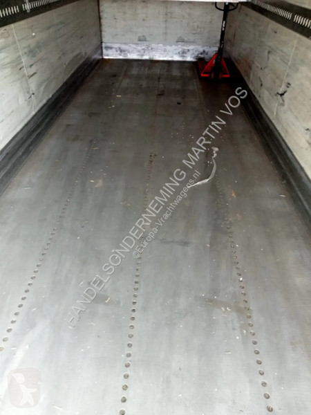 Camion remorque  GESLOTEN AANHANGER