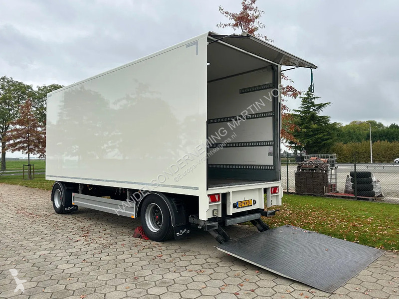 مقطورة  PACTON GESLOTEN AANHANGER MET LAADKLEP