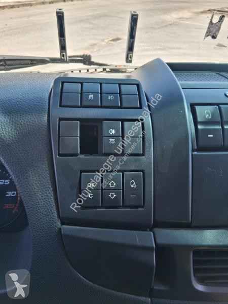 Camion remorque Iveco  280 cv Pronto socorro 2+2