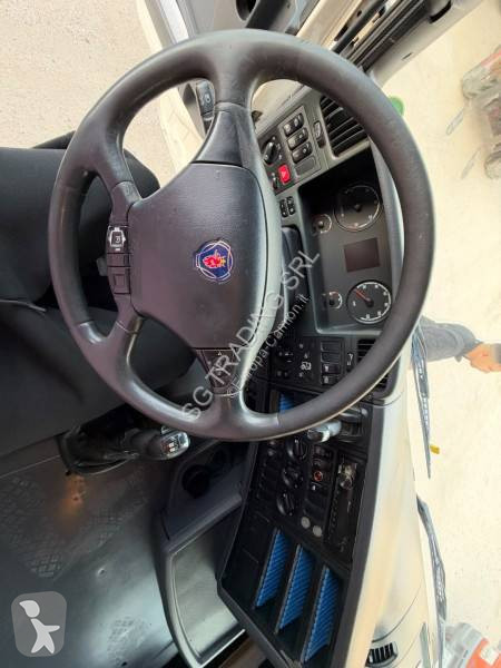 Kamion s návěsem Scania 440