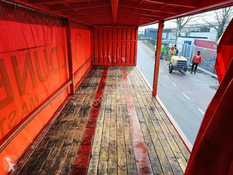 Vrachtwagen met aanhanger  RT10M 40 ton trailer...