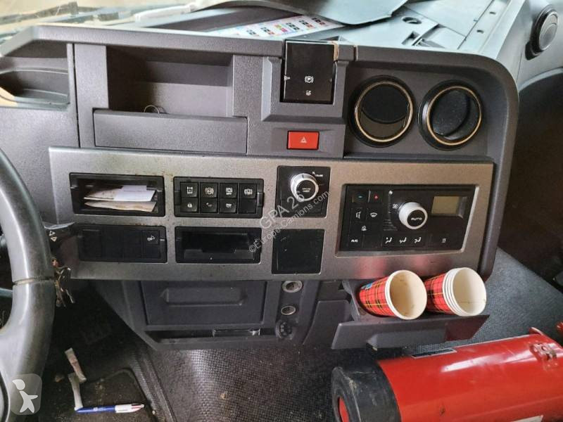 Lastbil med släp Renault
