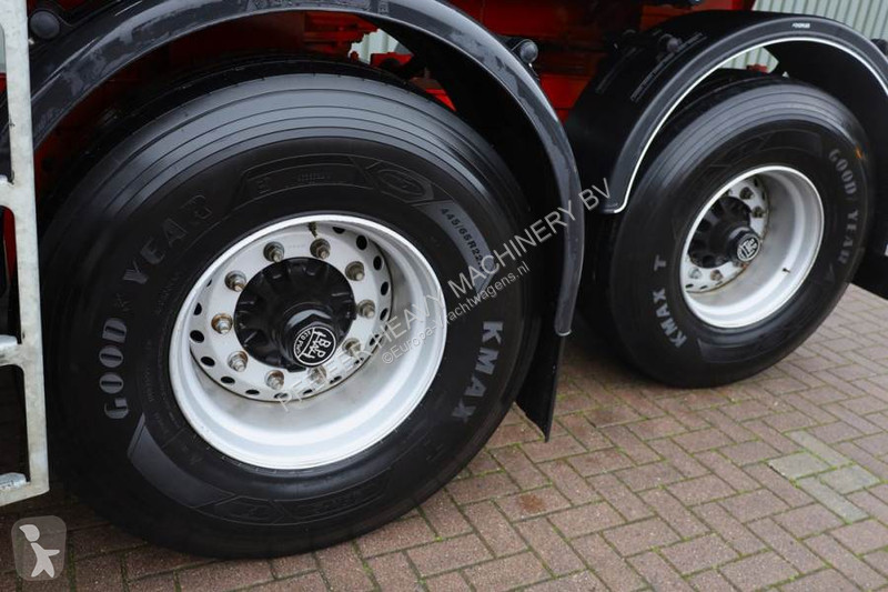 Autotreno MAX Trailer MAX410 The MAX410 with...
