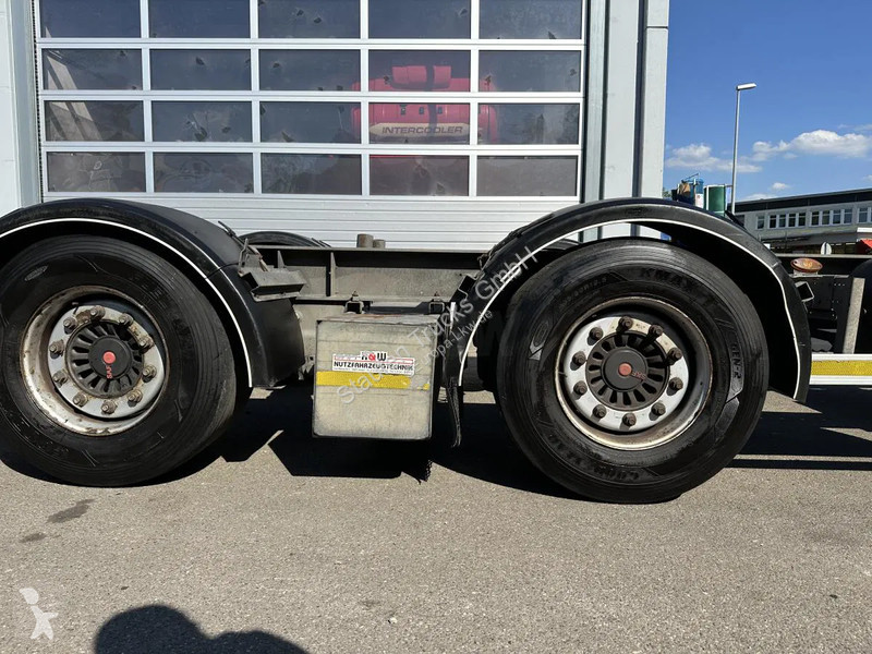 Vrachtwagencombinatie  4 x Tandem Lafette MEGA...