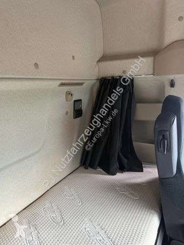 Camion remorque Mercedes 2548