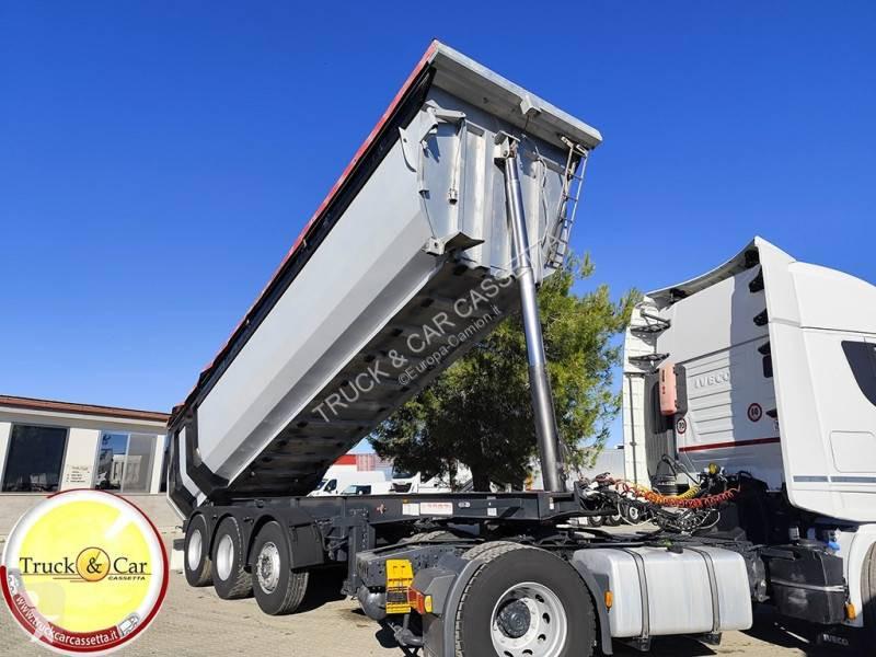 شاحنة Iveco