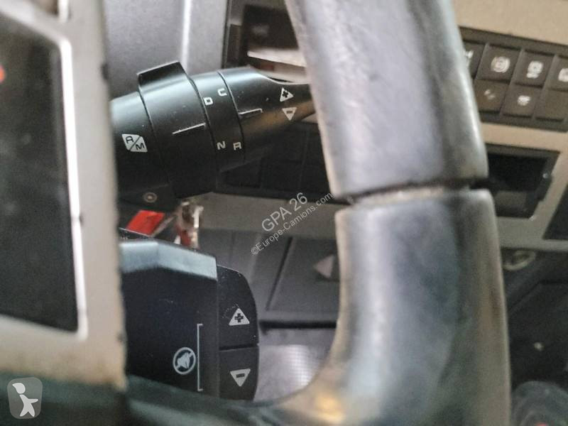 Lastbil med släp Renault