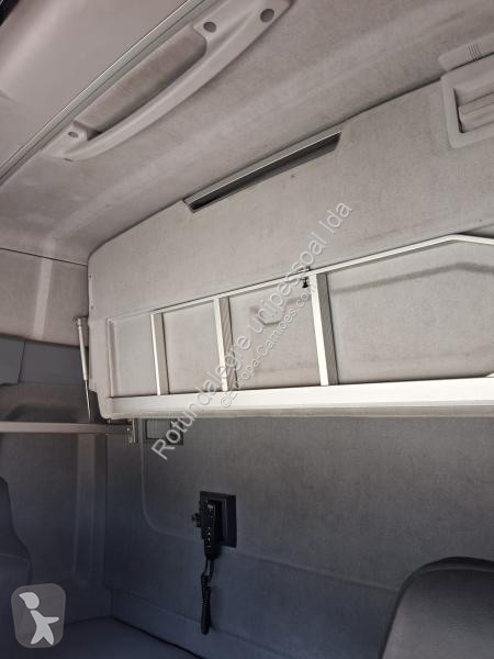 شاحنة مقطورة Renault  REM
