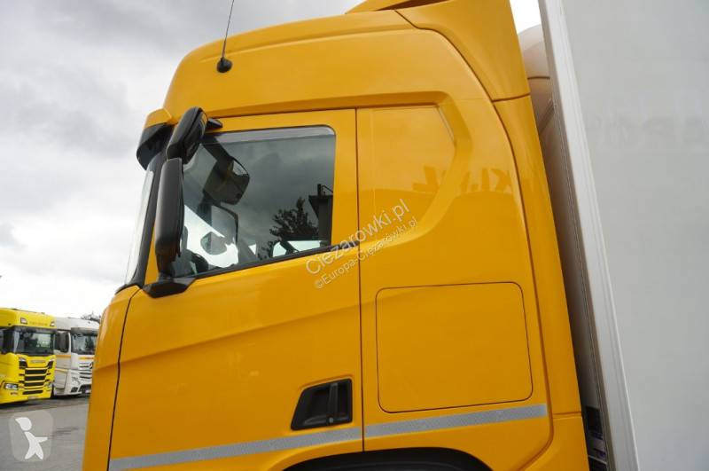 Автокомпозиция Scania