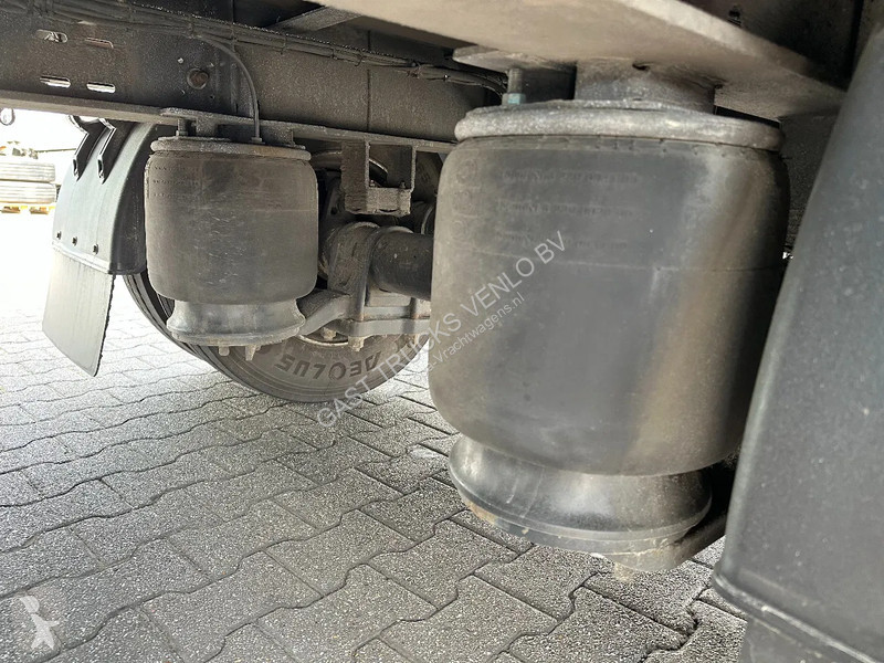 Kamion s návěsem  Wipkar Gesloten Aluminium...