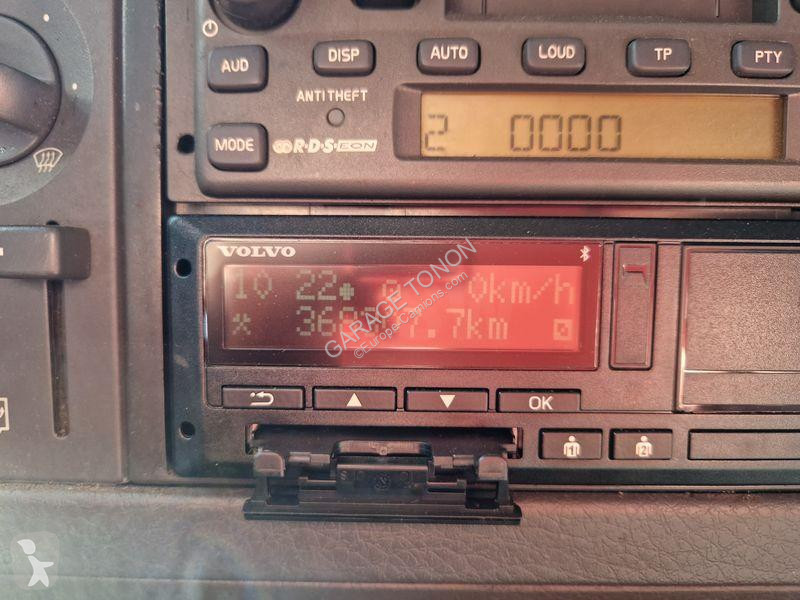Camión remolque Volvo 300